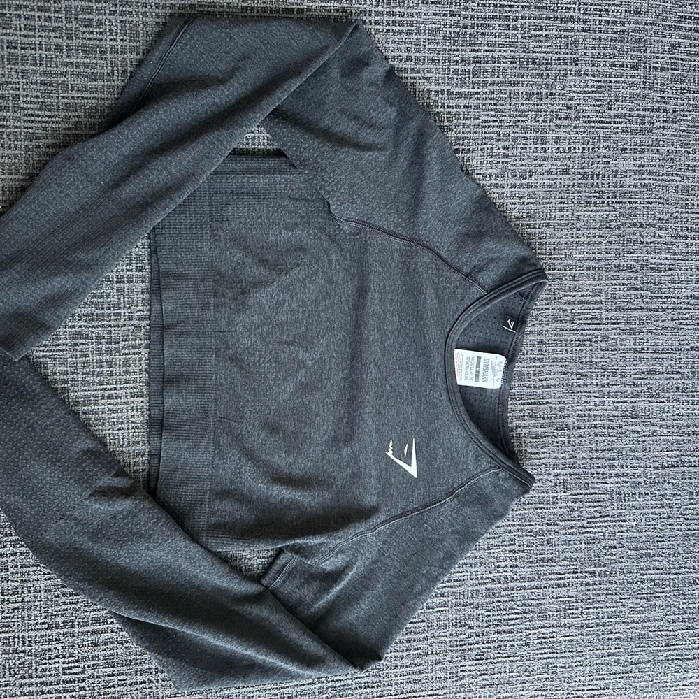 Gray Long Sleeve Crop Top